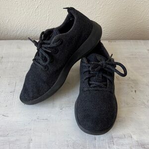 Allbirds Wool Runners Natural Black | Women’s Size 6 | Cozy Minimal Sneaker